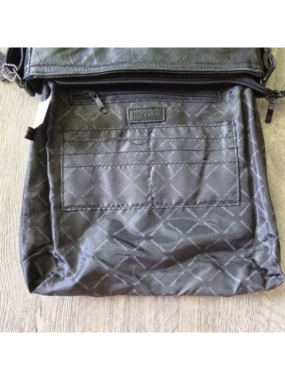Dolce Miele Black Leather Crossbody Bag Organizer Multi Pocket Shoulder Purse - Picture 11 of 16